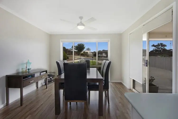 Second view of Homely house listing, 6 Narini Court, Eaglehawk VIC 3556