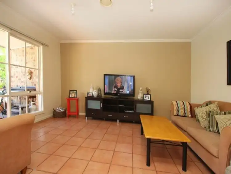 Fifth view of Homely house listing, 2 Snow Gum Place, Somerville VIC 3912