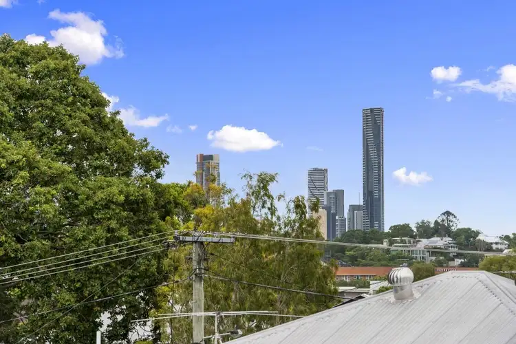 Second view of Homely unit listing, 4/19 Cambridge Street, Bulimba QLD 4171