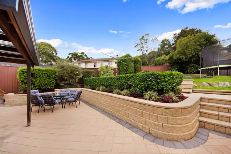 11 Forbes Crescent, Engadine NSW 2233
