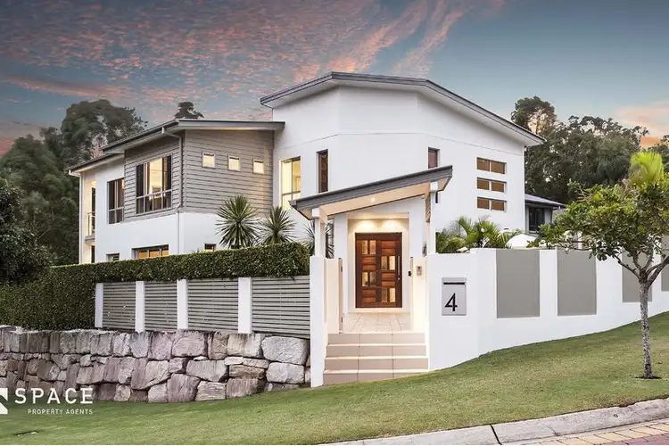 4 Thomsen Court, The Gap QLD 4061