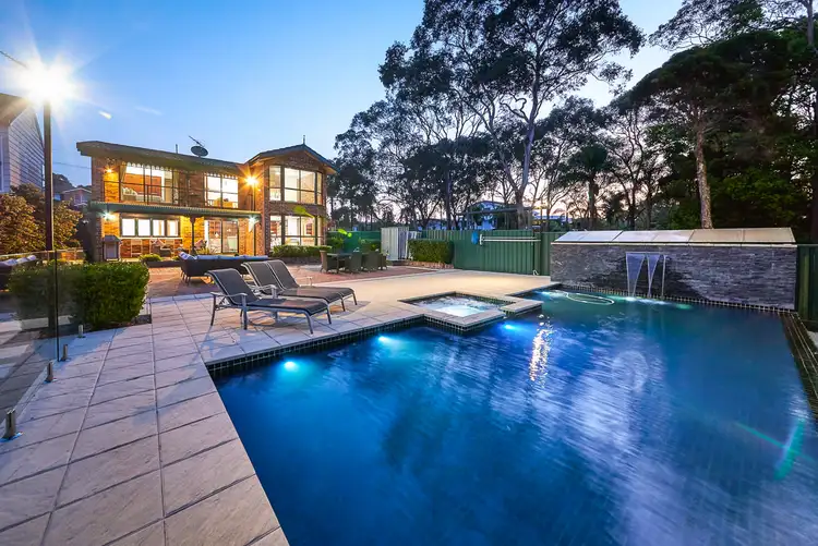 Sixth view of Homely house listing, 2 Riverview Road, Pleasure Point NSW 2172