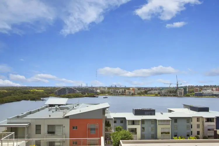 701/2 Rider Boulevard, Rhodes NSW 2138