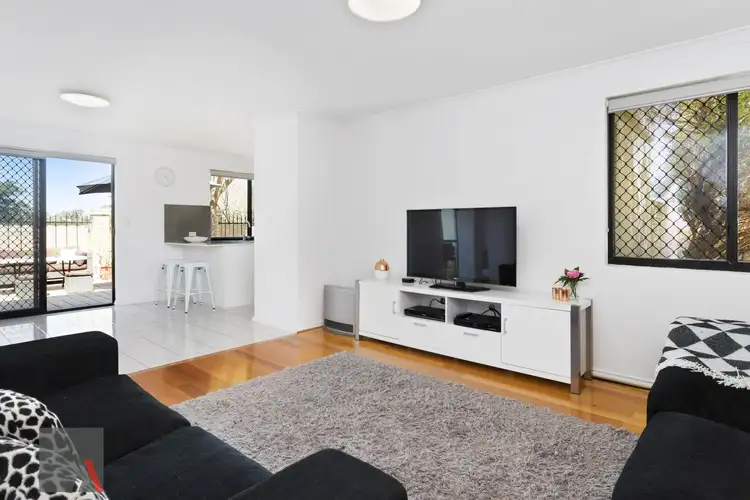 Seventh view of Homely house listing, 2/102 Millcrest Street, Doubleview WA 6018