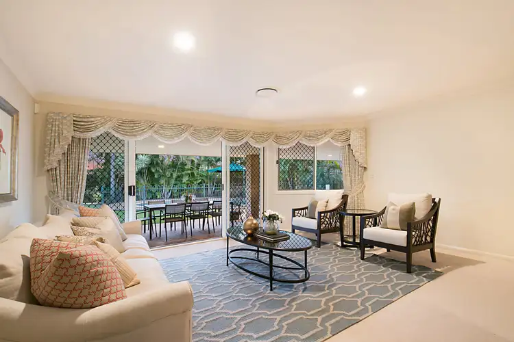 11 Bellfield Crescent, Parkinson QLD 4115