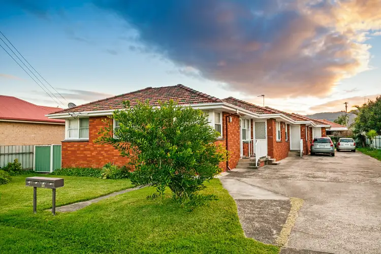Main view of Homely apartment listing, 4/24 Parker Road, East Corrimal NSW 2518