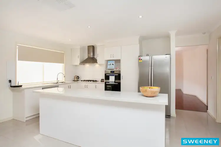 Third view of Homely house listing, 3 Thorpe Place, Burnside VIC 3023