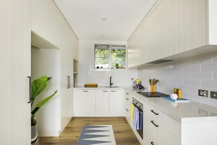 Second view of Homely unit listing, 9/127 Queenscliff Road, Queenscliff NSW 2096