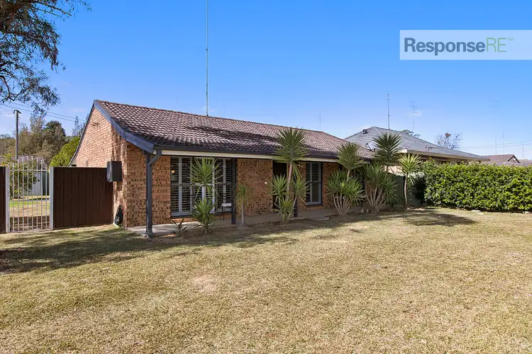 8 Ainslee Court, Cranebrook NSW 2749