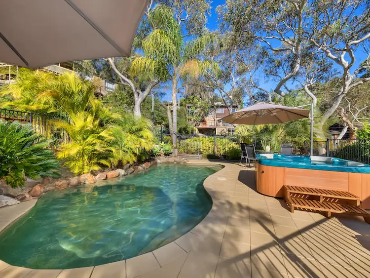 25 Heights Place, Hornsby Heights NSW 2077