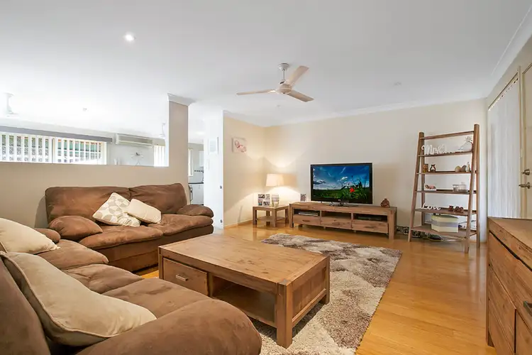 Second view of Homely villa listing, 1/116 Richmond Road, Cambridge Park NSW 2747