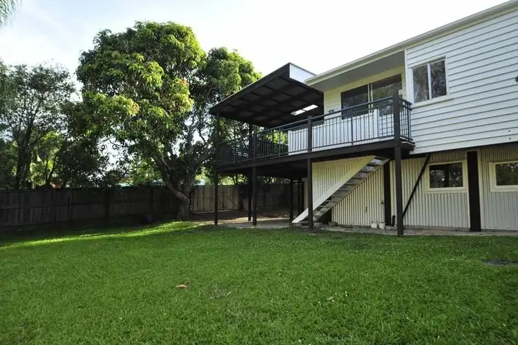 30 Headland Drive, Noosaville QLD 4566