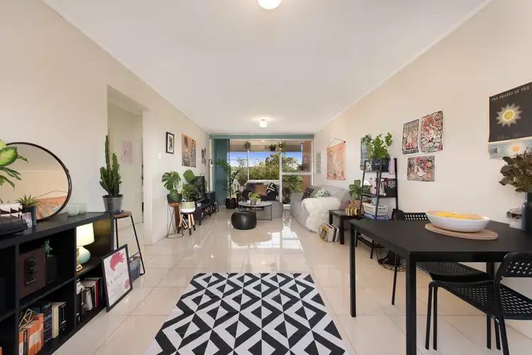 6/772 Logan Road, Holland Park QLD 4121