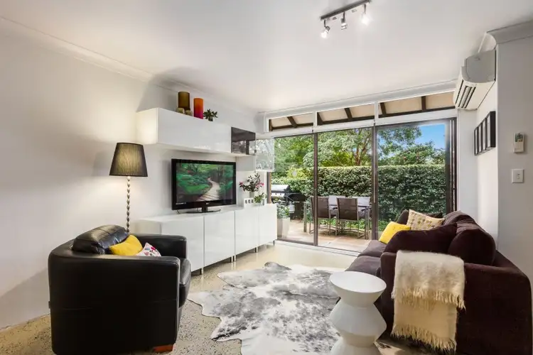 Third view of Homely unit listing, 2/6 Smith Street, Epping NSW 2121