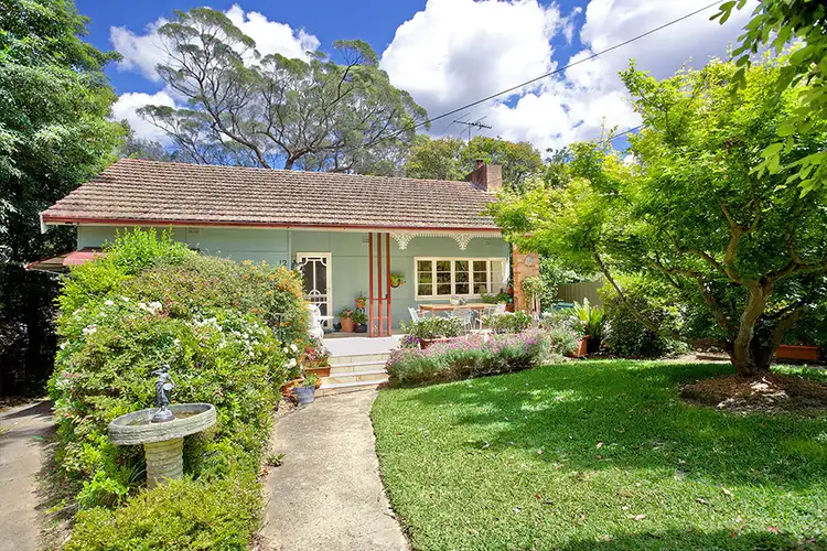 12 Baxter Avenue, Springwood NSW 2777