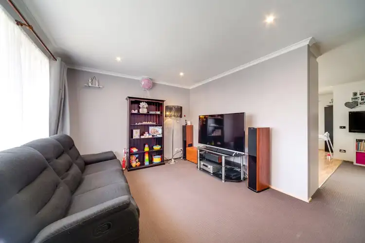 Seventh view of Homely house listing, 8 Denham Crescent, Cranbourne North VIC 3977