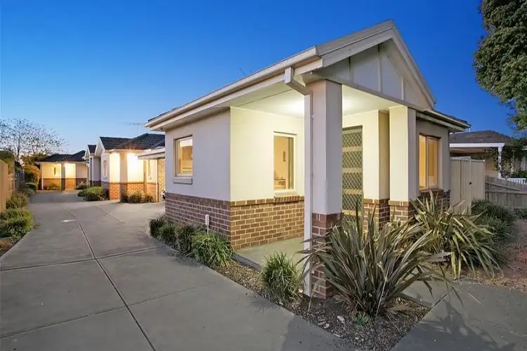 2/17 Dundee Street, Reservoir VIC 3073