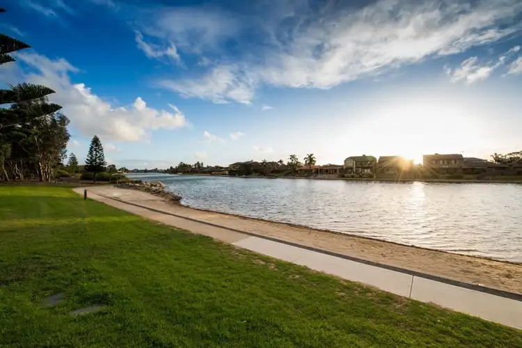 Second view of Homely unit listing, 2/31 Mariners Crescent, West Lakes SA 5021