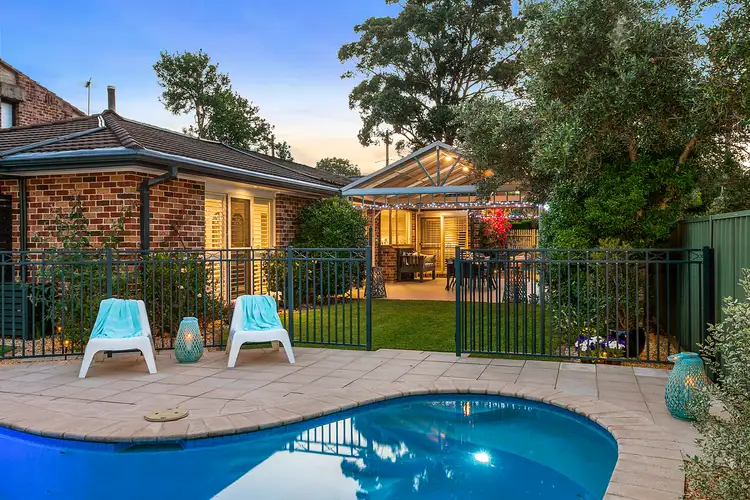 8 Wolger Street, Como NSW 2226