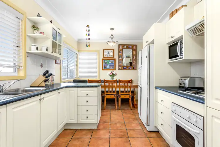 Fifth view of Homely house listing, 115 Diamond Head Drive, Budgewoi NSW 2262