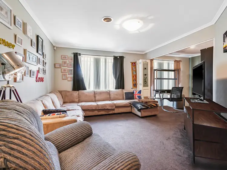 Second view of Homely house listing, 5 Wood Grove, Burnside VIC 3023