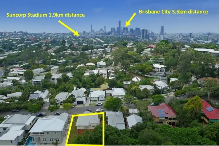 17 Barton Street, Bardon QLD 4065