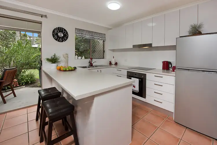 104/24 Lake Weyba Drive, Noosaville QLD 4566