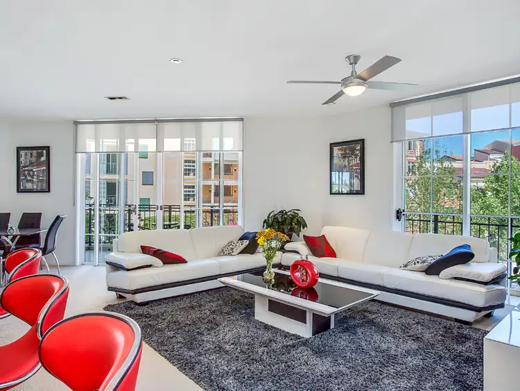 Third view of Homely unit listing, 2027/3029 The Boulevard, Carrara QLD 4211