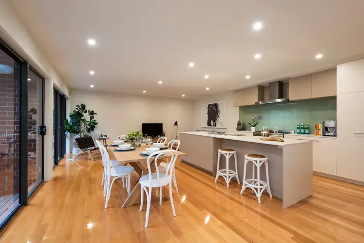 Third view of Homely house listing, 6 Pindan Court, Mount Waverley VIC 3149