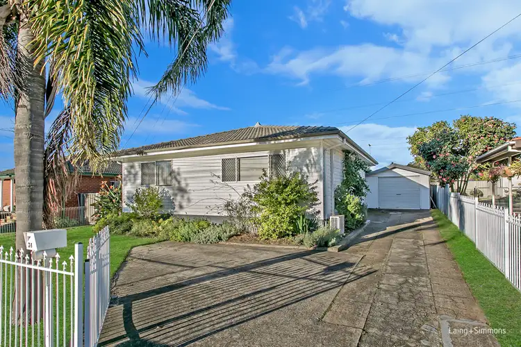 34 Mangariva Avenue, Lethbridge Park NSW 2770