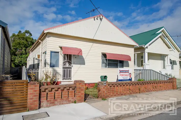 16 Rawson Street, Mayfield NSW 2304