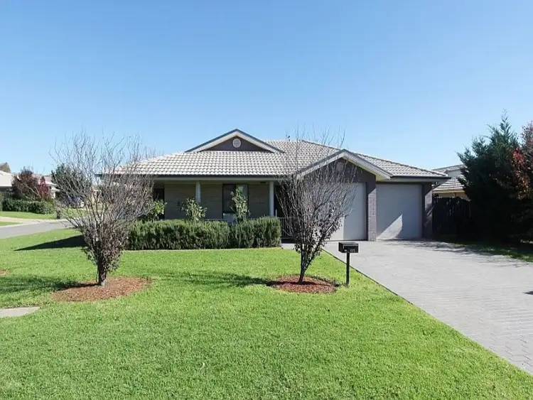 Main view of Homely house listing, 122 Gibson Street, Goulburn NSW 2580