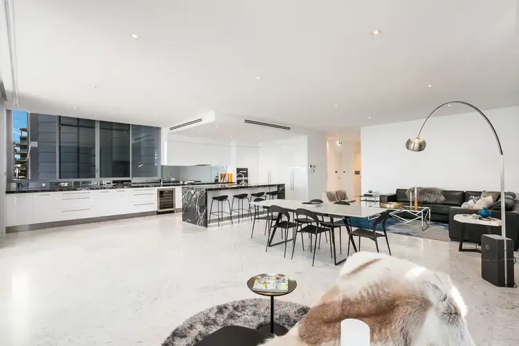 Third view of Homely apartment listing, 2/40 Cliff Road, Wollongong NSW 2500