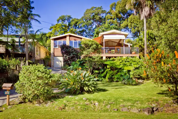 109 Rose Avenue, Wheeler Heights NSW 2097