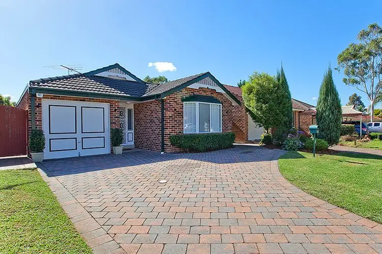 16 Chelsea Garden Court, Wattle Grove NSW 2173