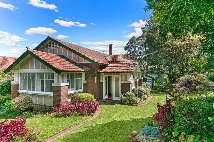 5 Bromborough Road, Roseville NSW 2069