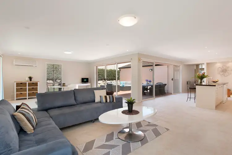 Second view of Homely house listing, 32 Oakley Street, Carindale QLD 4152