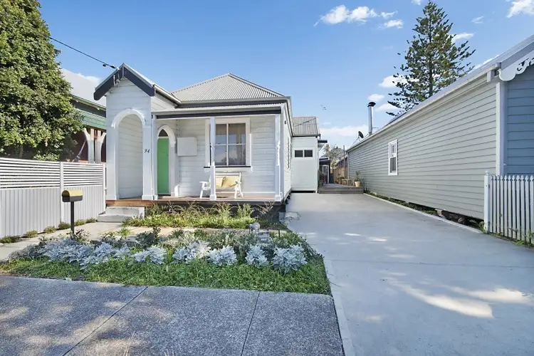 34 Northumberland Street, Maryville NSW 2293