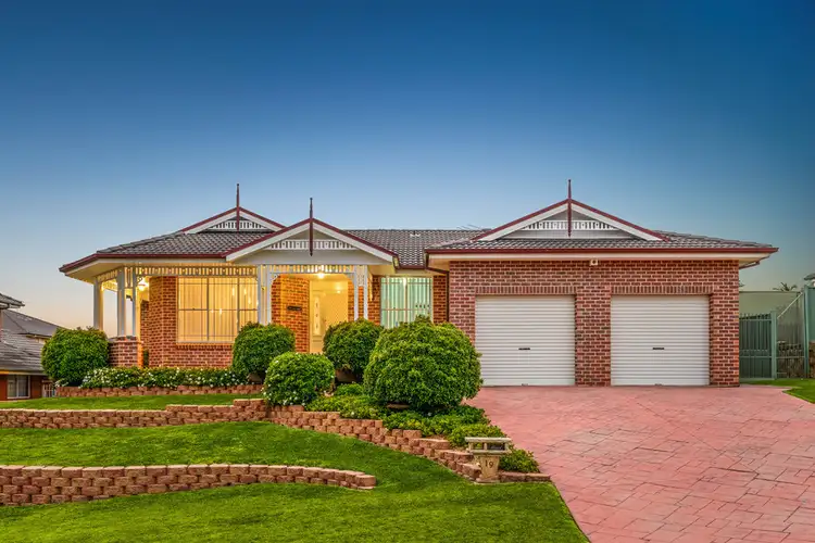 19 Braeside Crescent, Glen Alpine NSW 2560