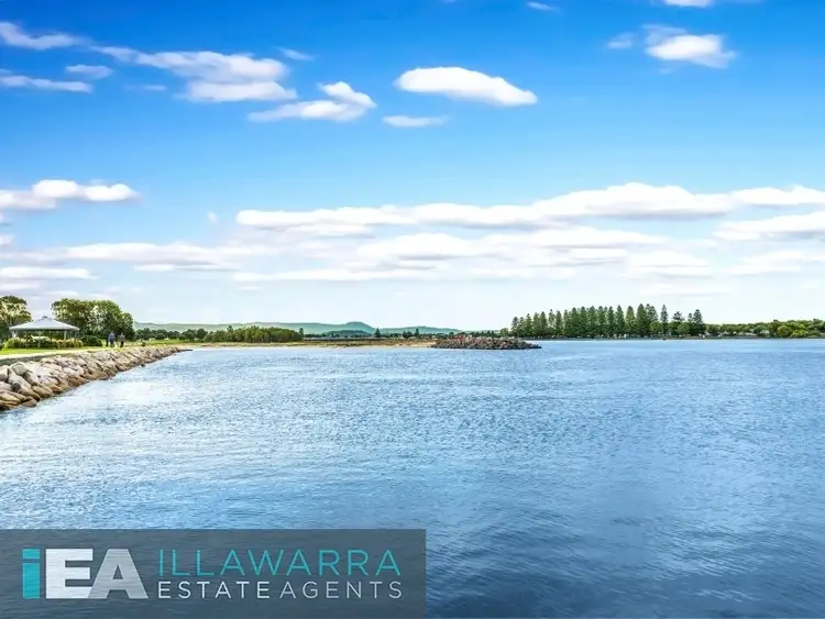 Sixth view of Homely unit listing, 3/8 Peterborough Avenue, Lake Illawarra NSW 2528