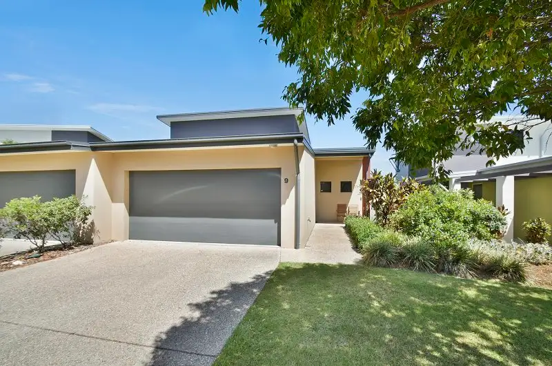 Main view of Homely townhouse listing, 9/2 Lakehead Drive, Sippy Downs QLD 4556
