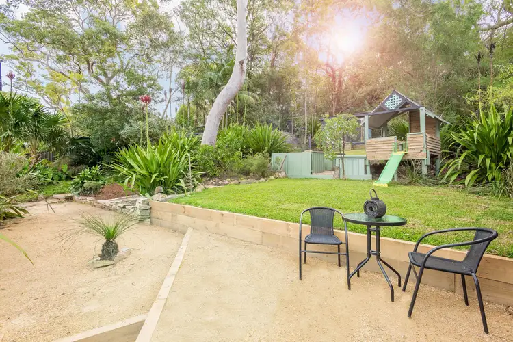 102 Bundanoon Road, Woronora Heights NSW 2233