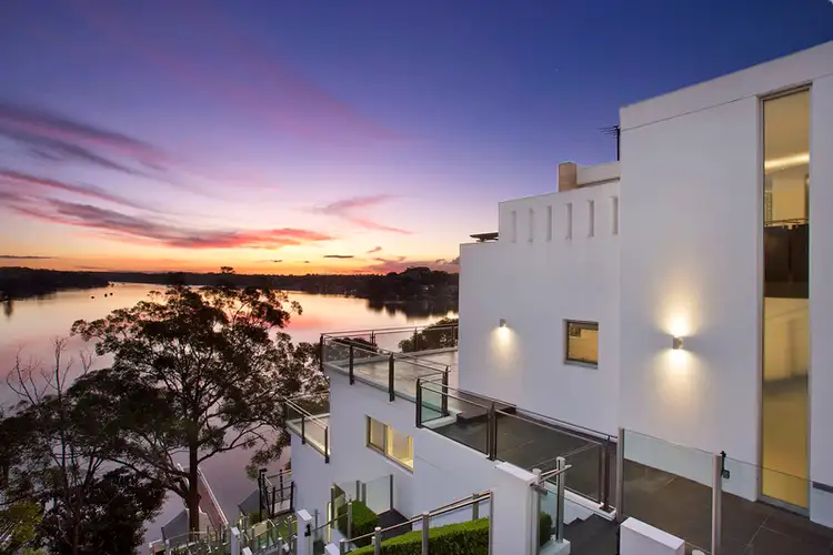 165 Stuart Street, Blakehurst NSW 2221