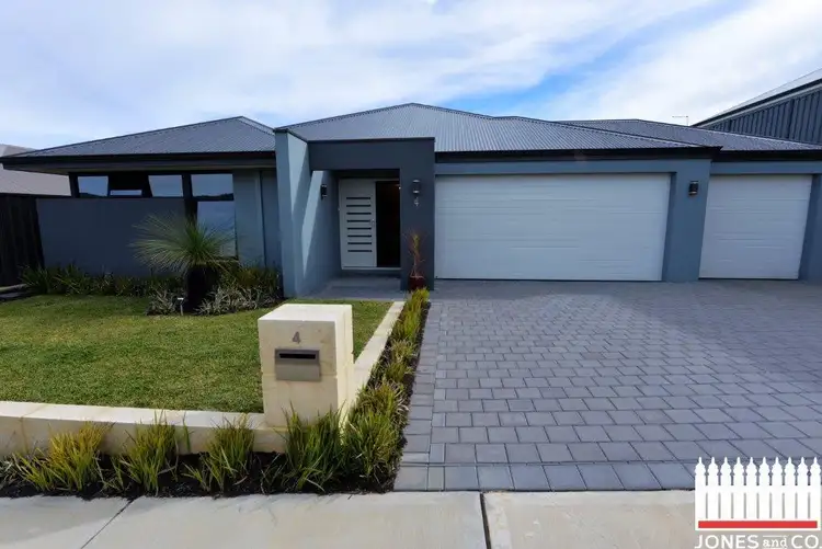4 Yanchep Link, Jane Brook WA 6056