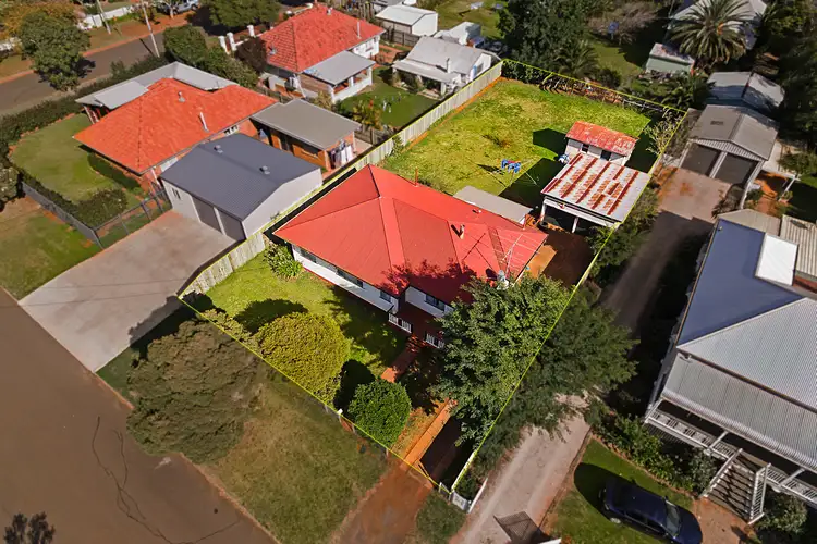 15a Northland Street, Newtown QLD 4350