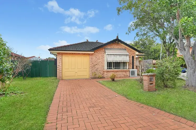 11 Hollingsford Crescent, Carrington NSW 2294