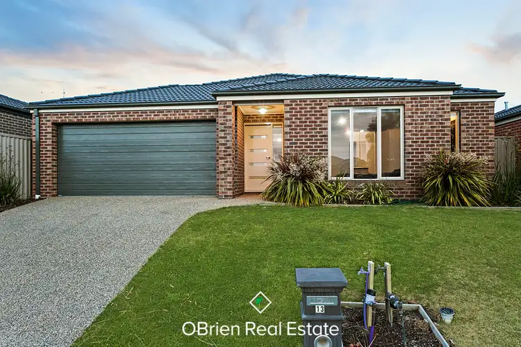 13 Keating Street, Pakenham VIC 3810