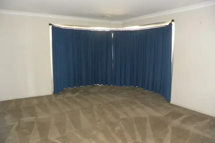 Seventh view of Homely house listing, 14 Settlers Place, Young NSW 2594