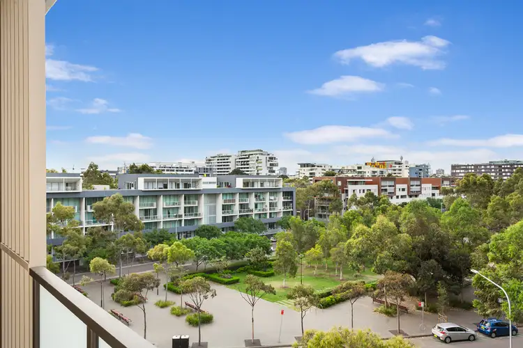 812/1 Hutchinson Walk, Zetland NSW 2017