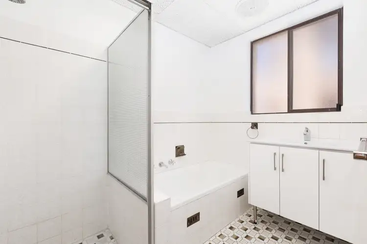 Fifth view of Homely unit listing, 2/6 Caronia Avenue, Cronulla NSW 2230